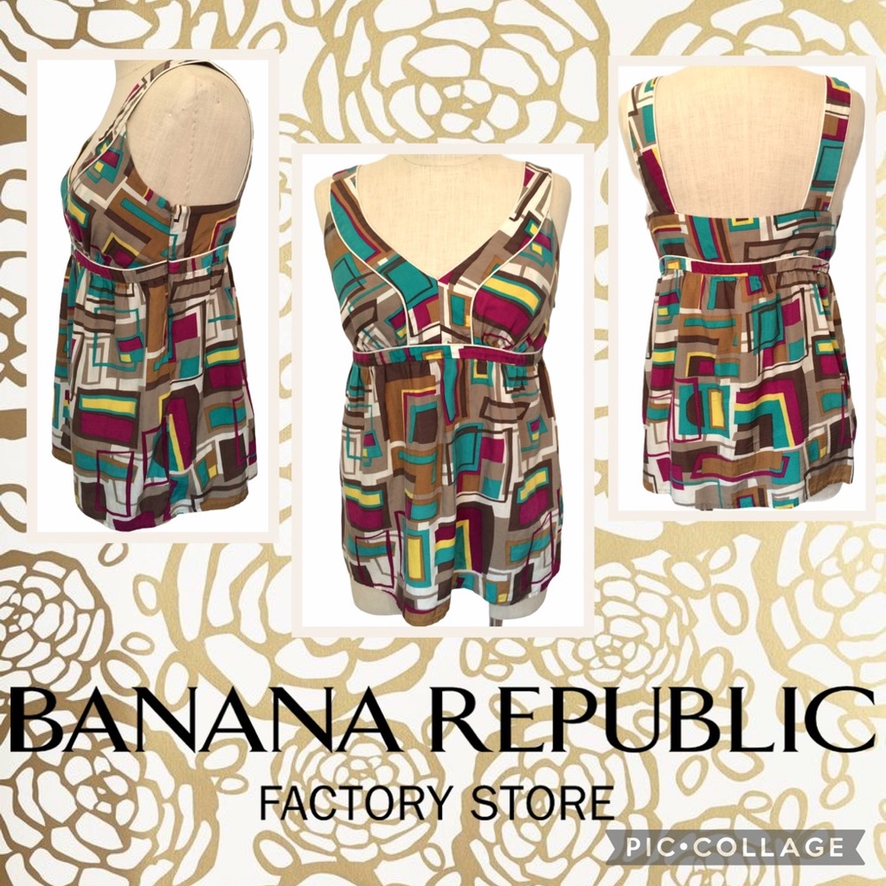 Banana Republic Factory Geo Print V-Neck Tank